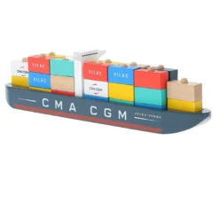 Bateau porte-conteneurs en bois, Jules Verne - CMA-CGM