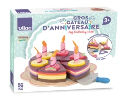 Gros gâteau d'anniversaire
