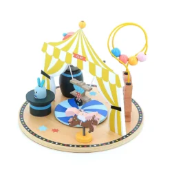 Jouet d’éveil, Circus- Michelle Carlslund