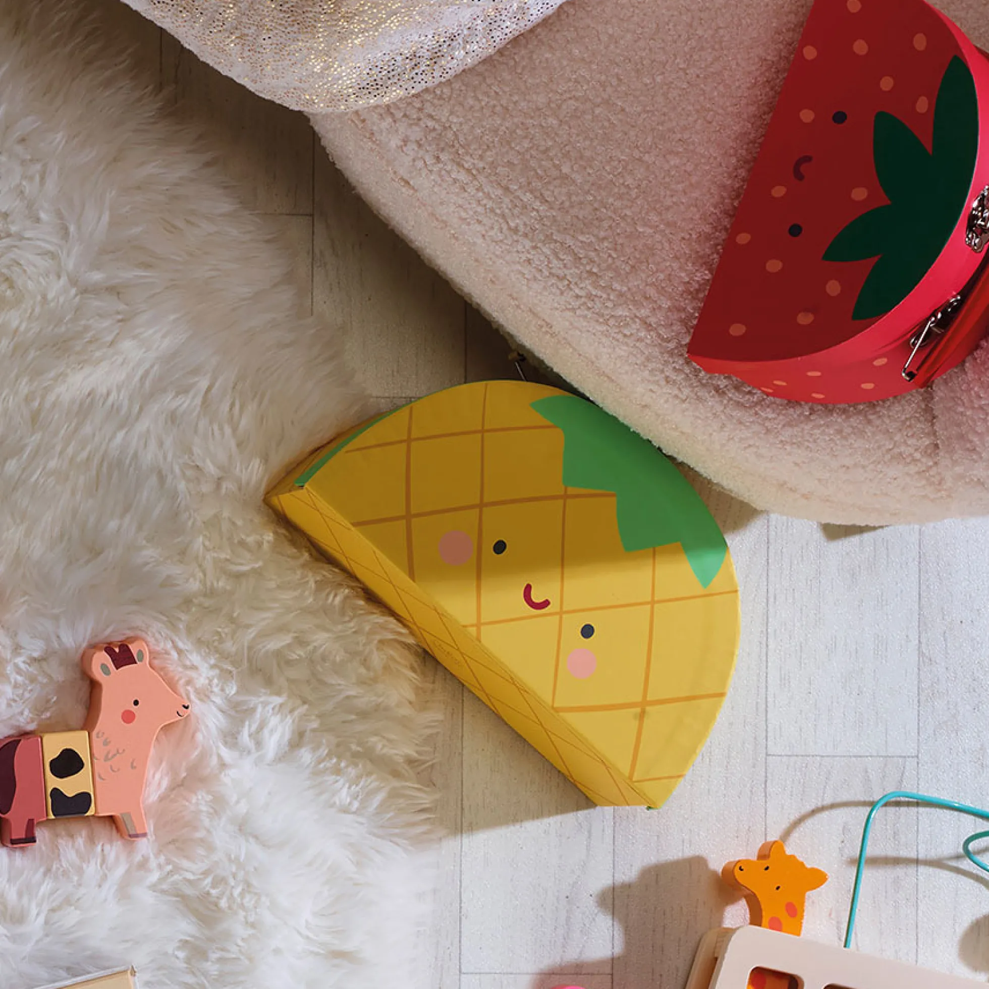 Set de 3 valisettes gigognes en carton, Les fruits gourmands - Sarah Betz